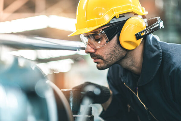 worker-working-industry